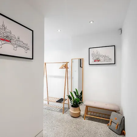 Bright Charming With Terrace, Parking & Airco.