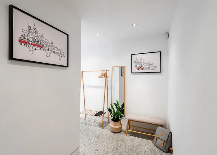 Bright Charming With Terrace, Parking & Airco.
