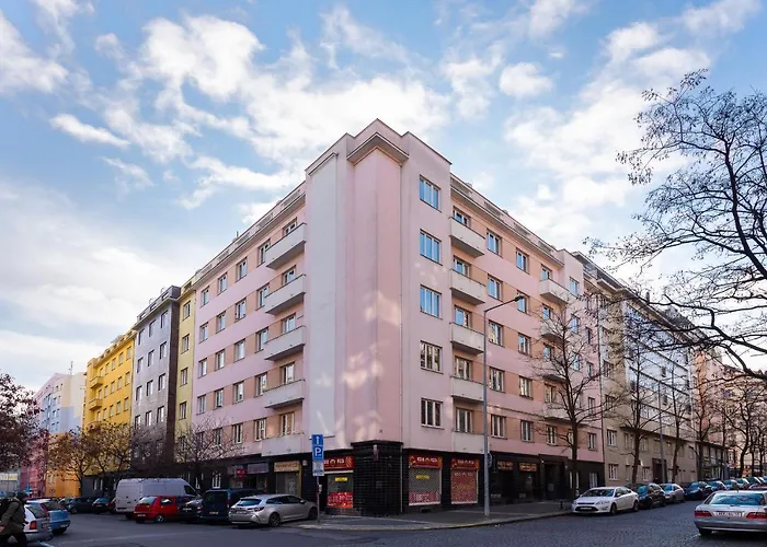 Bright Charming With Terrace, Parking & Airco.