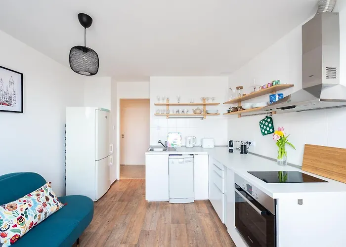 Apartament Bright Charming With Terrace, Parking & Airco. *