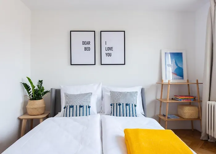 Bright Charming With Terrace, Parking & Airco.